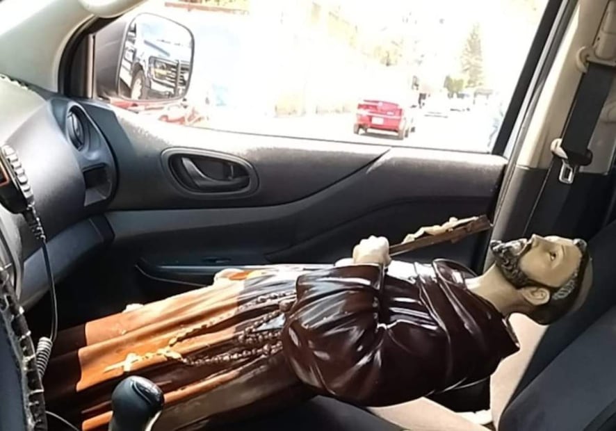 La imagen religiosa fue regresada al sacerdote responsable. Foto: Especial