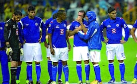 Exhiben la suciedad en Cruz Azul; La Máquina estrena el documental “Azul oscuro, Azul celeste” 