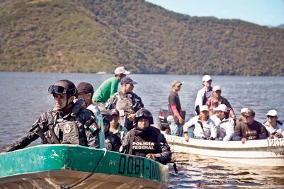 Inai ordena a Marina informar sobre participación de buzos en caso Ayotzinapa