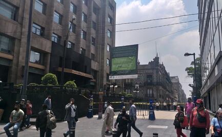 Pese a "nueva normalidad", mantienen cercado perímetro del Centro Histórico