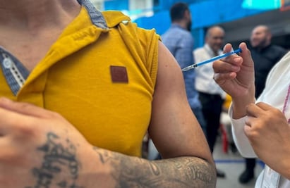 Presos de cárcel en Cuautla son vacunados contra Covid-19