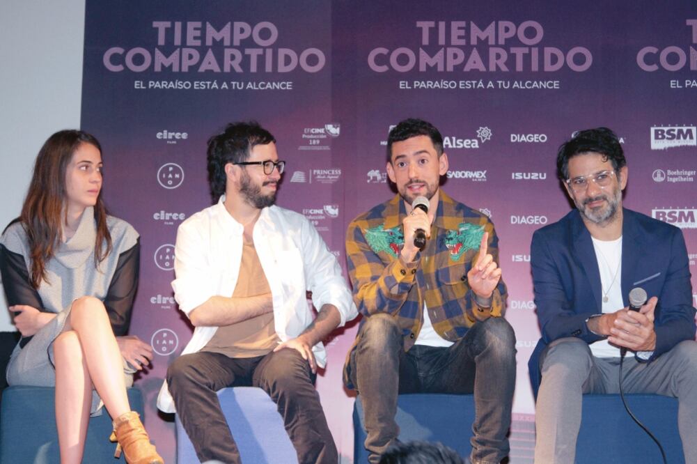 Cassandra Ciangherotti, S. Hofmann, L. Gerardo Méndez, y M. Rodarte. (CARLOS MEJÍA. EL UNIVERSAL)