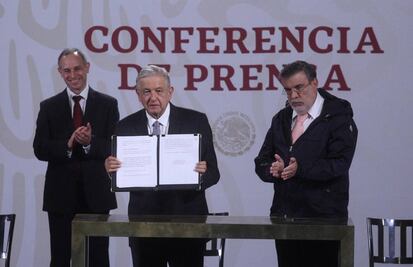 Solicitud de AMLO al Senado para consulta sobre juicio a expresidentes