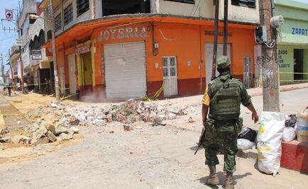 Marchan para exigir reparación de aulas tras sismo en Tapachula 