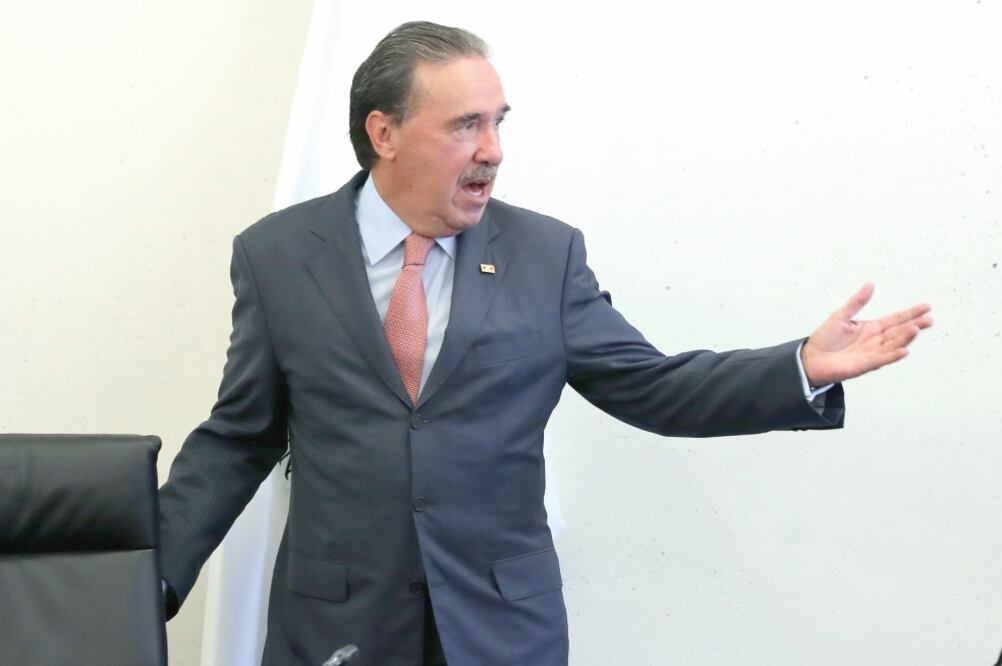 Emilio Gamboa, coordinador de los priístas en el Senado, espera que se superen las diferencias en la renegociación del TLCAN. (ESPECIAL)