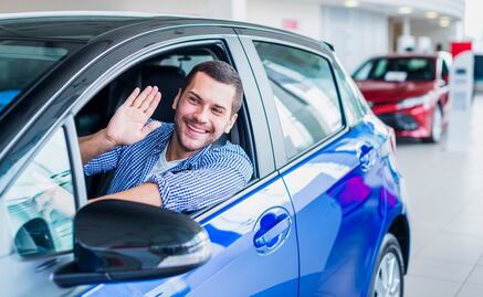 Cuánto cuestan las placas y la tenencia de un auto nuevo en 2024