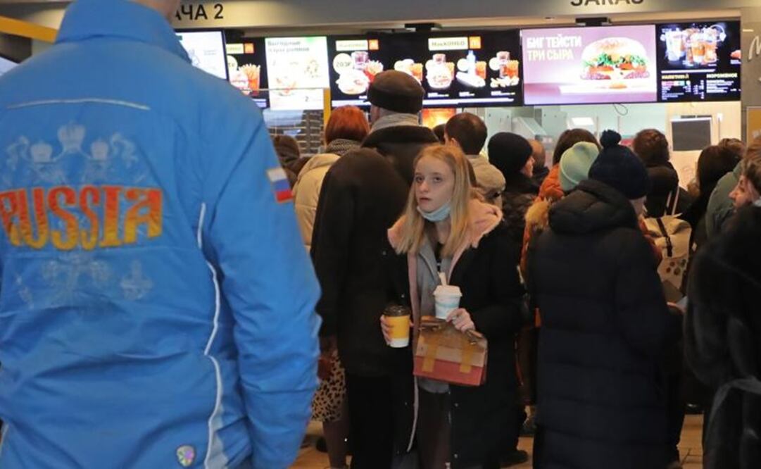 La franquicia anunció la suspensión de sus negocios en Rusia. Foto: EFE