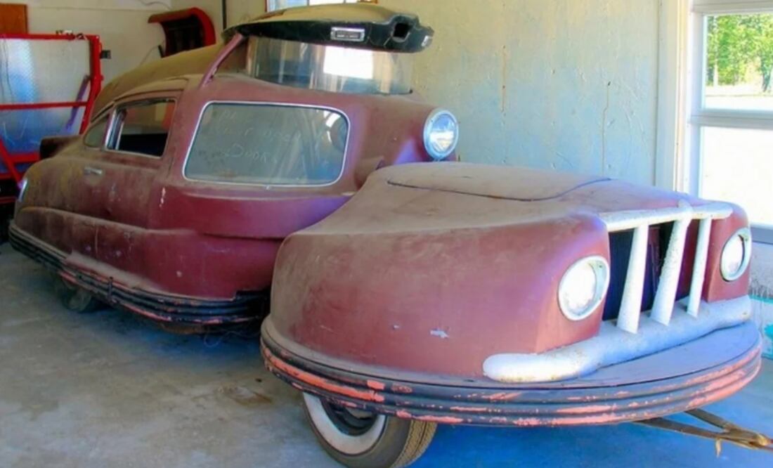 El auto de 2 piezas cuenta con un diseño original y llamativo. Foto: YouTube Pacer304