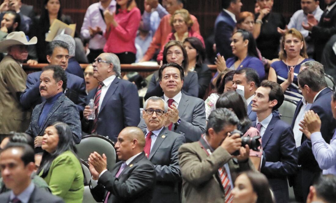 Tras casi cuatro horas de debate, la Cámara de Diputados logró un consenso en torno al tope salarial en los organismos autónomos. Foto: IVÁN STEPHENS. EL UNIVERSAL