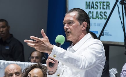 Antonio Banderas imparte clase magistral de moda en Miami