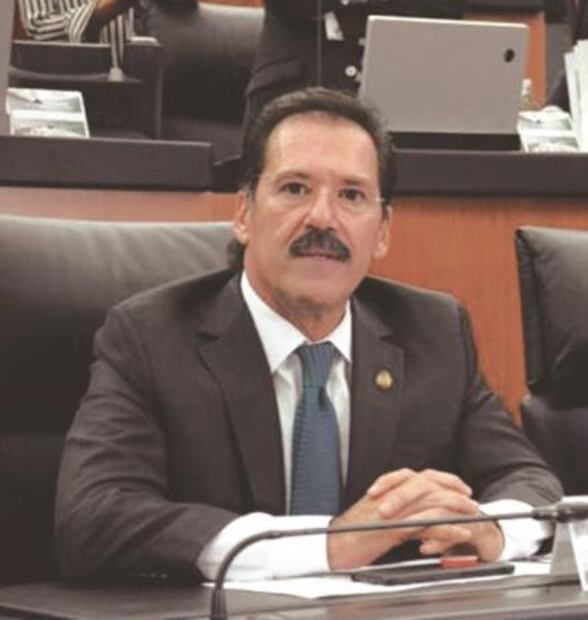 El Foco. Póker: AMLO apuesta, Meade cambia de mano y Anaya nada