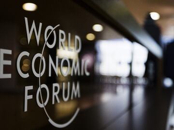 Foro Económico Mundial detecta vulnerabilidad a crisis mundial por déficit fiscal y niveles de deuda pública