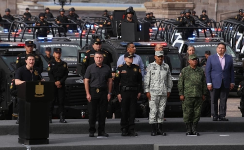 Samuel García entrega equipo táctico y convoca a la Fuerza Civil a enfrentar crisis del agua