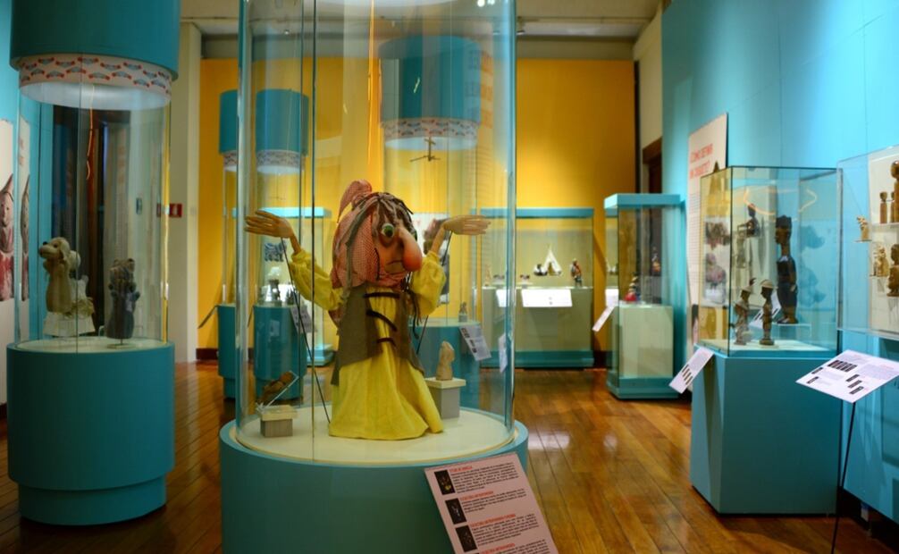 Aspectos de "La vuelta al mundo en 150 juguetes. Desdibujando fronteras conceptuales". Foto: Secretaría de Cultura.