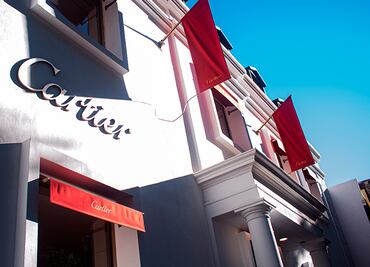 Cartier irradia luz en Masaryk