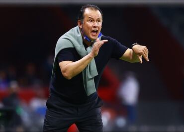 Juan Reynoso, el aficionado de Cruz Azul: “Llegamos a la final; no nos quieran ensuciar la cancha”