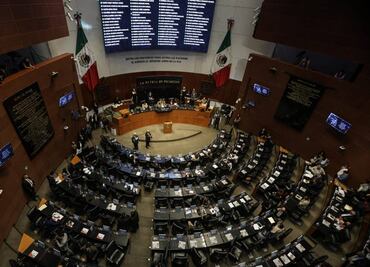 Recibe Senado iniciativa contra reelección y nepotismo electoral; de aprobarse, serán vigentes en 2030 y 2027