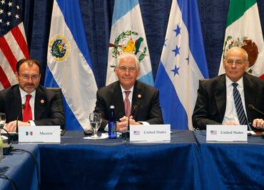 Kelly elogia a fuerzas de seguridad de México; pide cooperación con CA