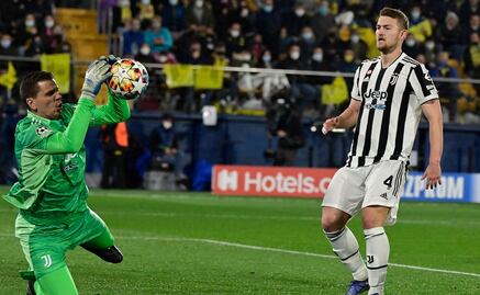 "Me niego a estar en el campo y escuchar el himno de Rusia", Szczesny explota