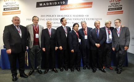 Calderón y ex presidentes de AL vuelven a abogar por López