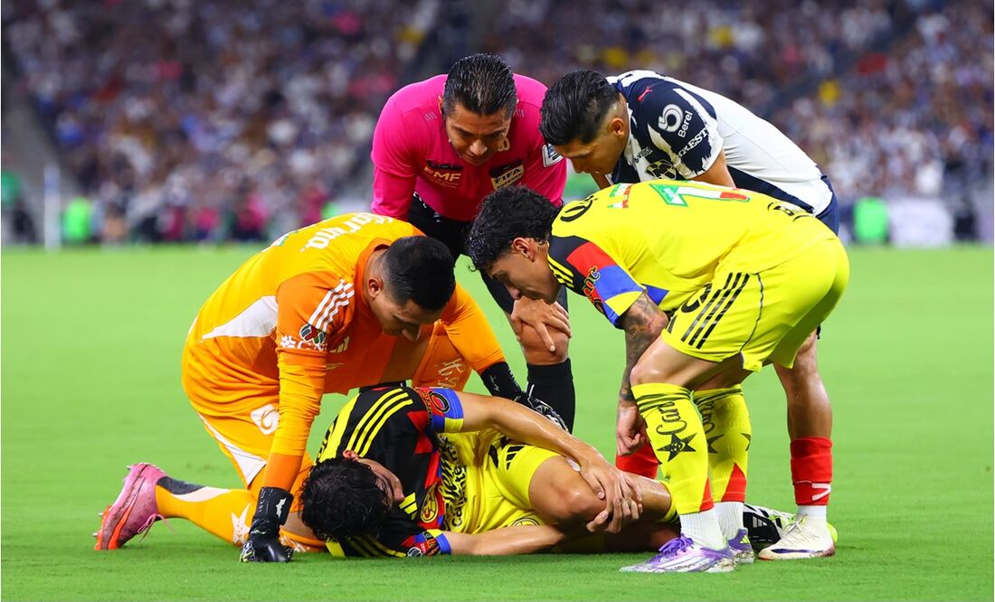 Dagoberto Espinoza tuvo que salir de cambio en el primer tiempo. FOTO: IMAGO7