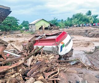 Indonesia, con más 50 muertos por lluvias