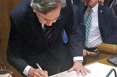 Arman batalla contra esclavitud