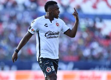 Renato Ibarra abandona el futbol mexicano después de seis años