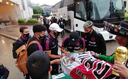 La Selección Mexicana llegó a Dallas para enfrentar a Islandia