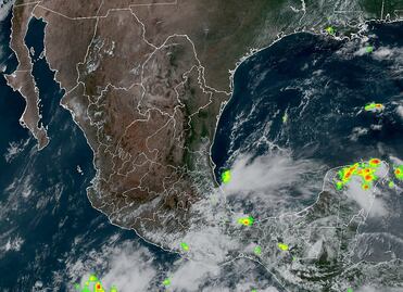 Se forma primera tormenta tropical "Adrian" en el Pacífico