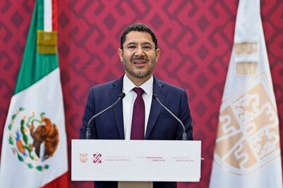 Batres busca elevar a rango constitucional comedores