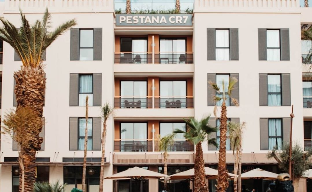 El Hotel de Cristiano Ronaldo, llamado Pestana CR7 se ubica en Marrakech y ha dado refugio a algunos afectados por el terremoto. / Foto: Tomada de su página web.