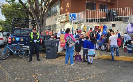 Alcalde de Benito Juárez inaugura el ciclo escolar y entrega arcotechos en escuelas