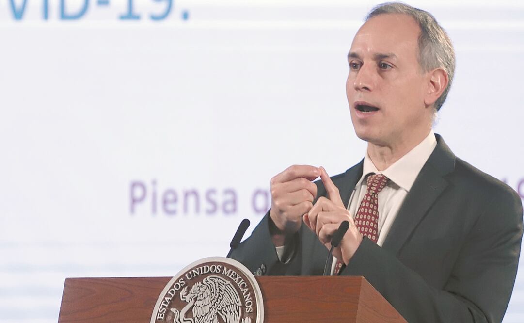 El subsecretario López-Gatell asegura que los confinamientos golpean a la economía. Foto: Berenice Fregoso. EL UNIVERSAL