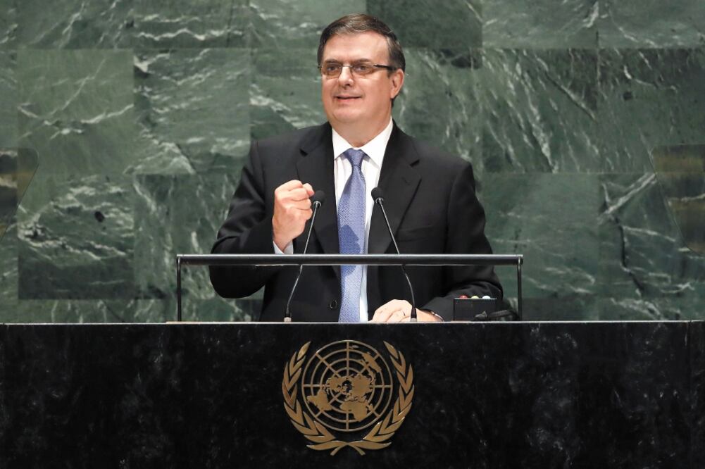 El canciller mexicano Marcelo Ebrard, ayer durante su participación en la Asamblea General de la ONU en Nueva York. Foto/RICHARD DREW. AP