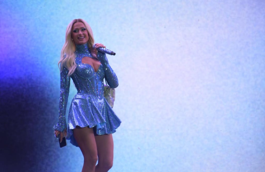 Paris Hilton cerró en Tecate Emblema con su DJ Set.
Foto: Santiago Cadena / EL UNIVERSAL