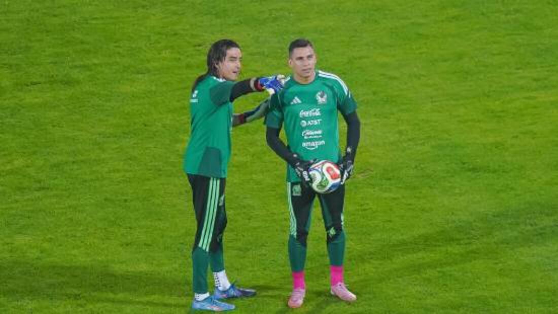 Carlos Acevedo se quedó en la banca en el México vs Uruguay que se juega en el TSM. Foto: Imago7