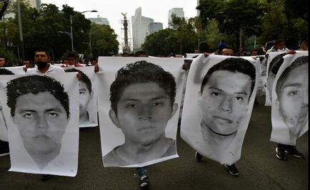 Ayotzinapa: Mexico issues arrest warrants against soldiers and federal agents