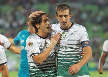 Tenemos todo para salir campeones: Izquierdoz