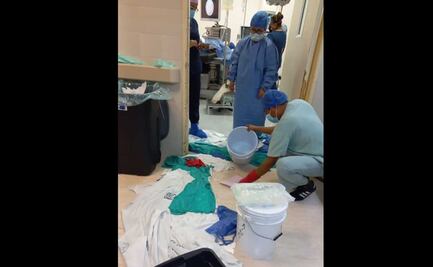 Exhiben ruptura de desagüe en quirófano de Hospital del IMSS en Puebla