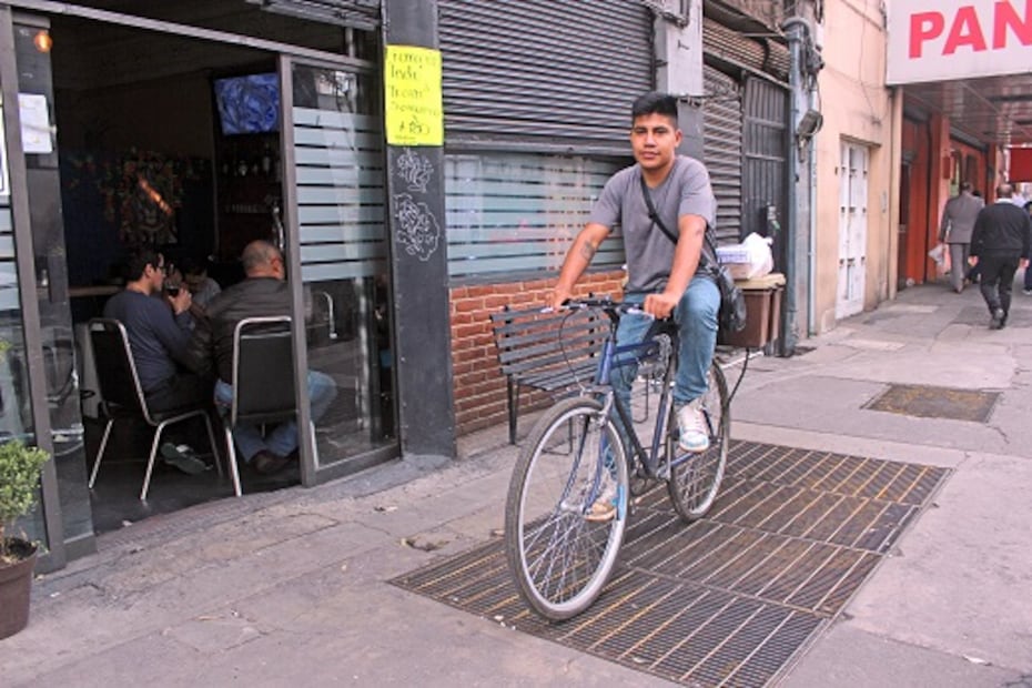 El pan viajaba en la cabeza