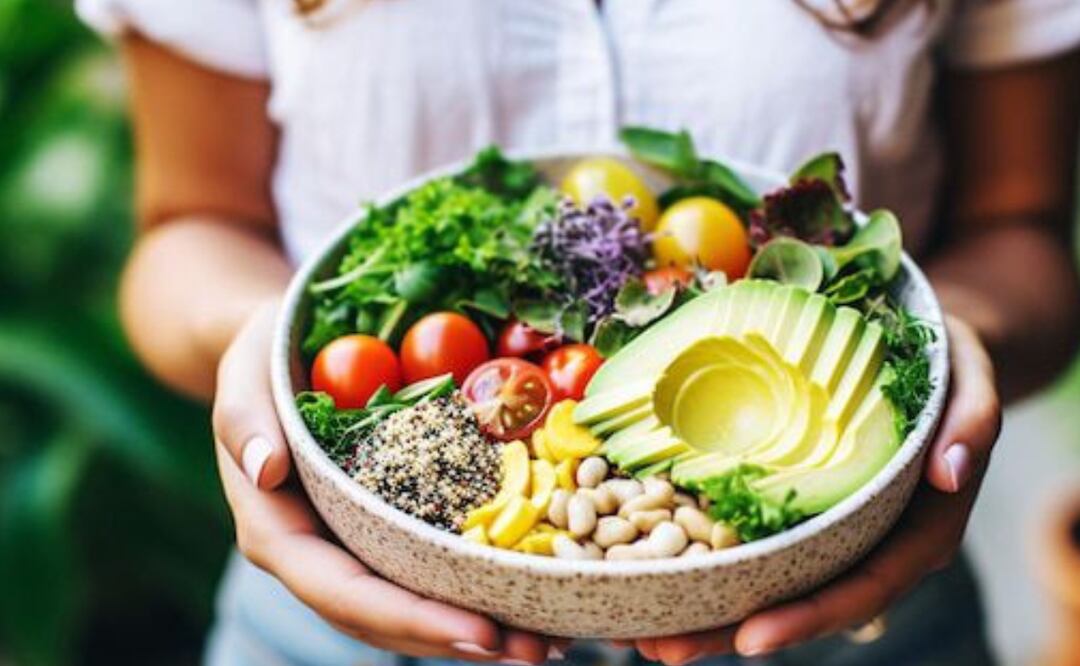 La preocupación por aumentar la masa muscular después de los 50 años. Fuente: Freepik.