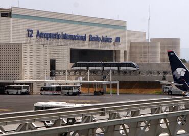 Lamentan falta de casillas para consulta del NAIM en Aeropuerto Benito Juárez