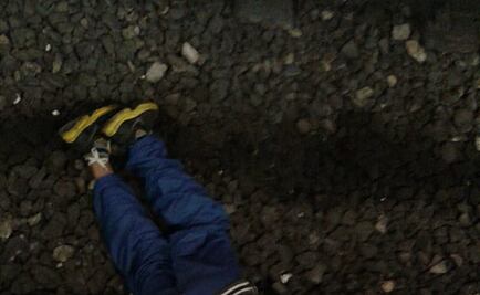 Policías rescatan a hombre que cayó a las vías en Metro Lagunilla