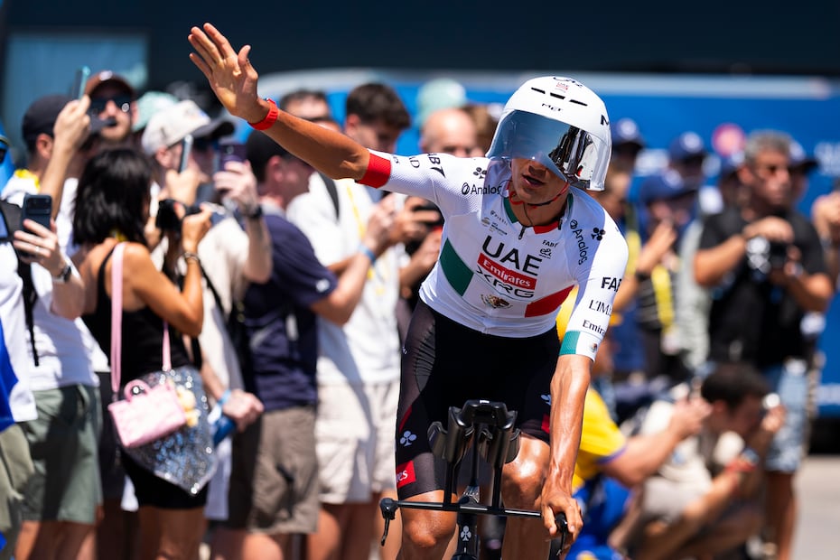 Isaac del Toro, durante la primera etapa del Tour de Francia - Foto: EFE