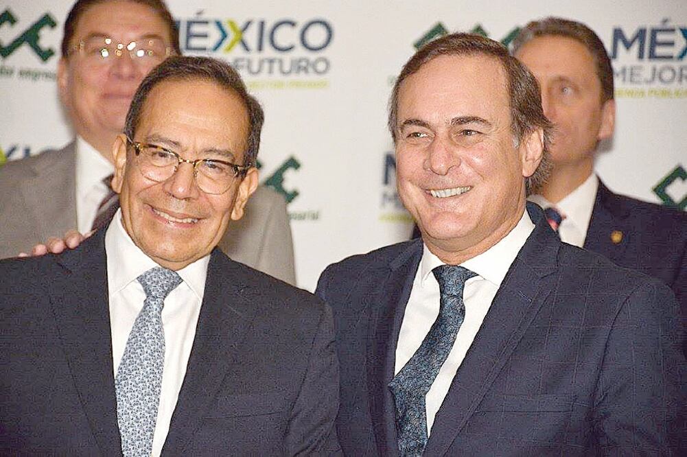 Carlos Salazar Lomelín, presidente electo del Consejo Coordinador Empresarial (izq.), confía en que el alza al salario repercuta en el consumo interno, lo que beneficiará a la economía del país. Foto: CORTESÍA