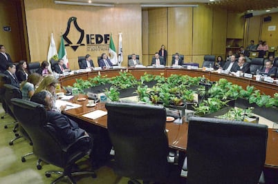 Dan facilidades a partidos para que paguen multas