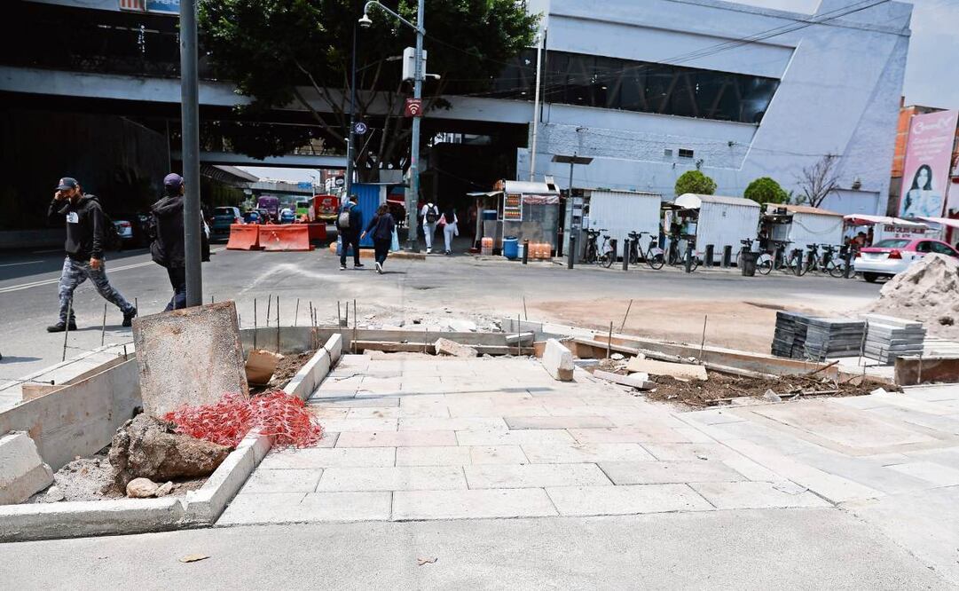 El proyecto reconstruirá más de 60 mil metros cuadrados de banqueta en la calzada de Tlalpan. Foto: Fernanda Zamora / EL UNIVERSAL