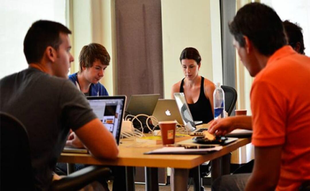 Durante el Pioneer Accelerator Demo Day se presentaron los proyectos en un acontecimiento histórico porque nunca antes tantas startups de México se habían presentado para buscar inversionistas