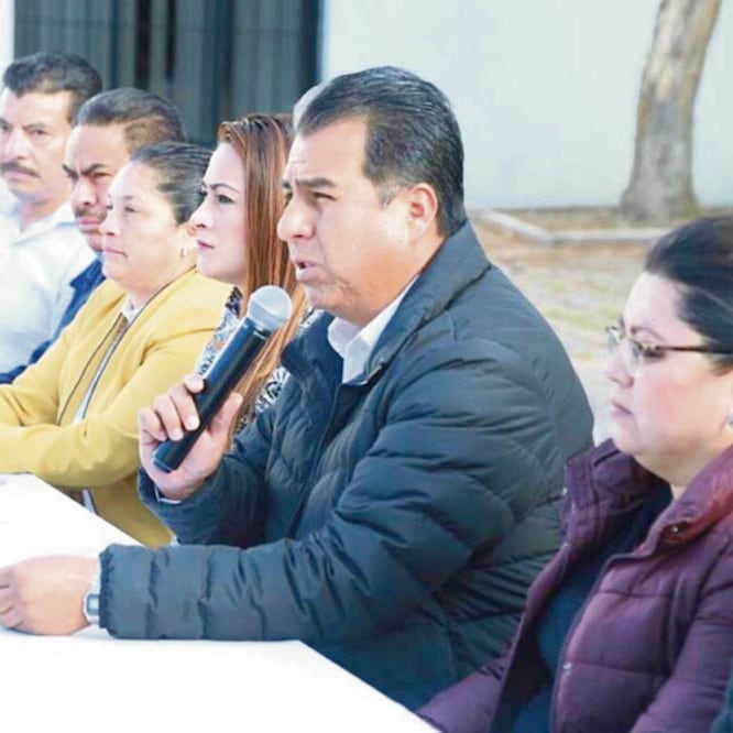 En rueda de prensa, los ediles coincidieron en que los altos cobros por la energía eléctrica ponen en riesgo la gobernabilidad de los municipios. Foto: ESPECIAL